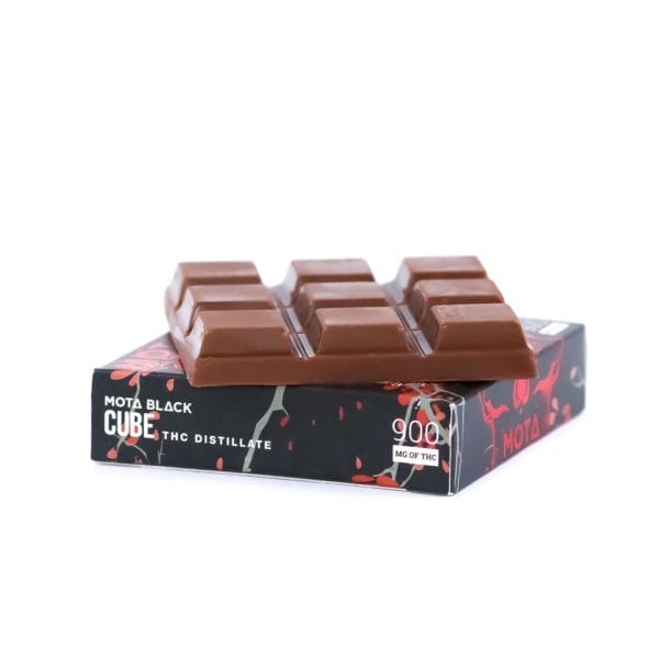 MOTA Edibles – Black Chocolate Cherry Cube